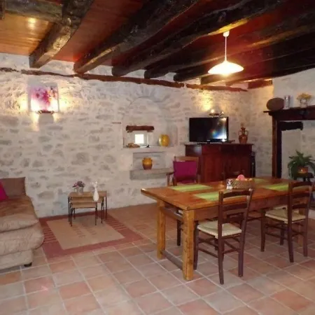 House L'oustal De Guite 2 Hébergement de vacances *